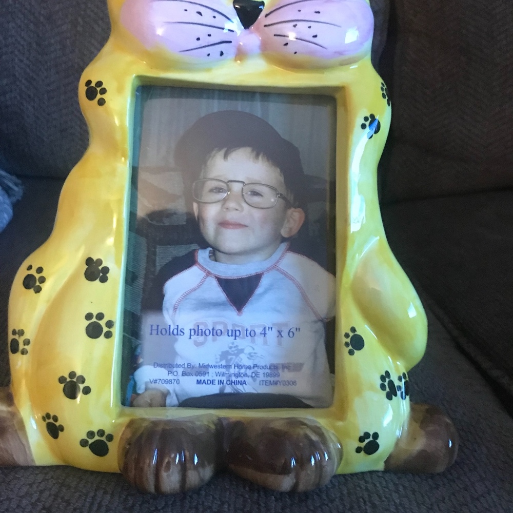 Cat Frame - Picture 2 of 2